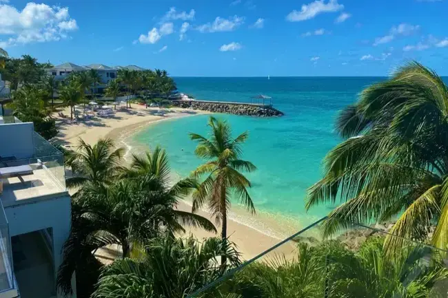 resort in Antigua (1)