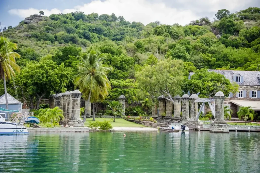 Antigua citizenship and passport 2026 Dominica CBI 2026 : Get Your Second Passport in 4 Months